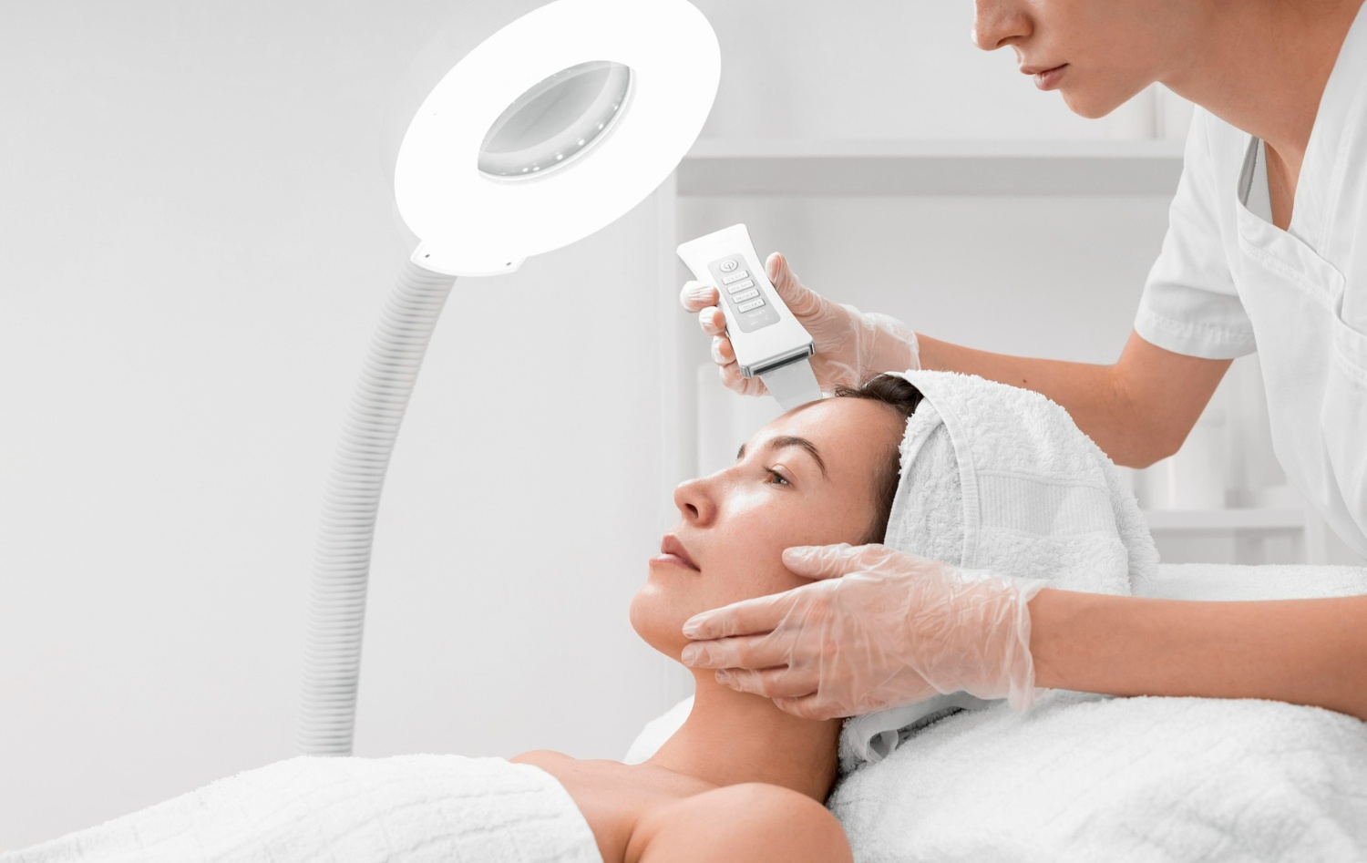 Công Nghệ Săn Chắc Cơ Da Mặt Sóng Rf 1